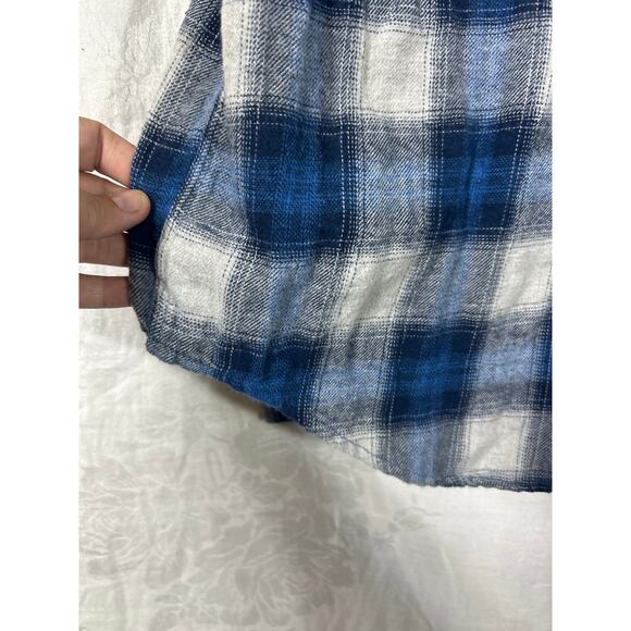 Coleman Flannel Button Up XL Blue White Plaid Long Sleeve - Picture 3 of 11